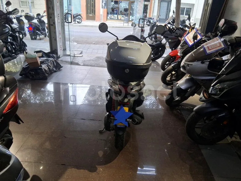 Piaggio Liberty S 50 - Vista 5
