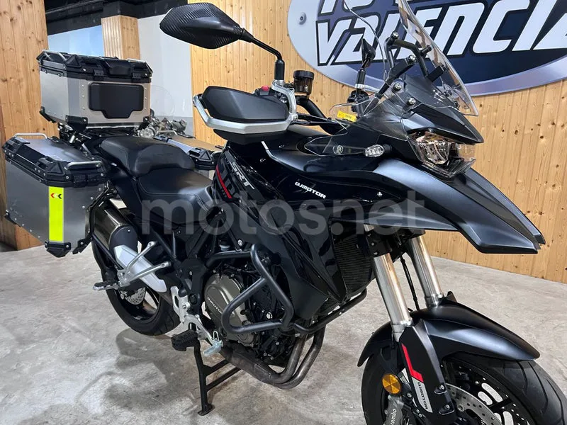 QJ Motor SRT 700 5200 € 2025 Valencia - 2