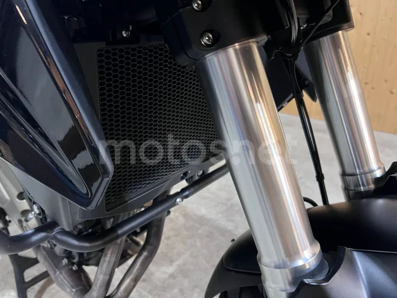 QJ Motor SRT 700 - Vista 18