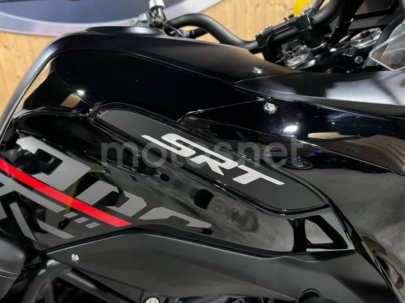 QJ Motor SRT 700 - Vista 24