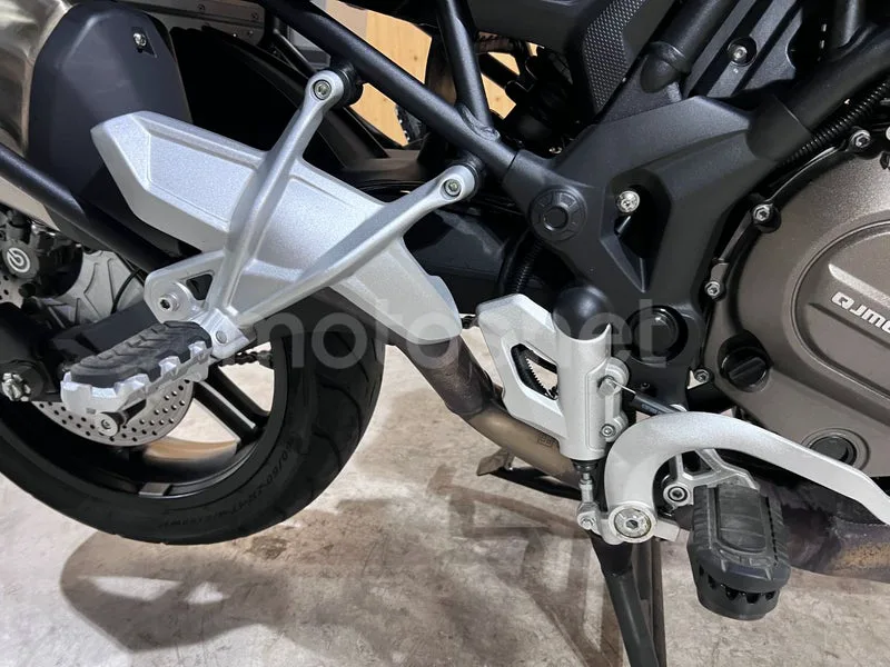QJ Motor SRT 700 - Vista 29
