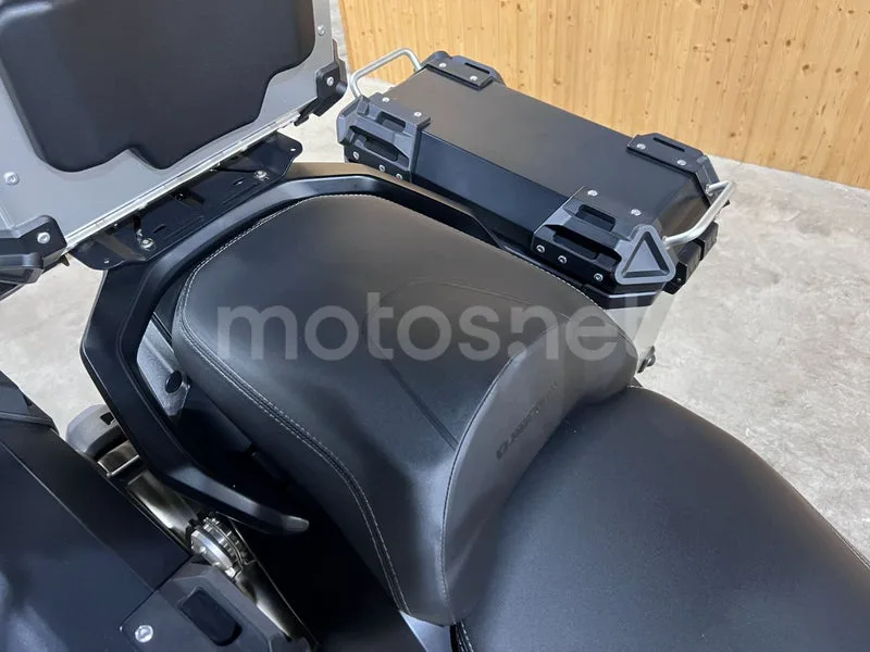 QJ Motor SRT 700 - Vista 32