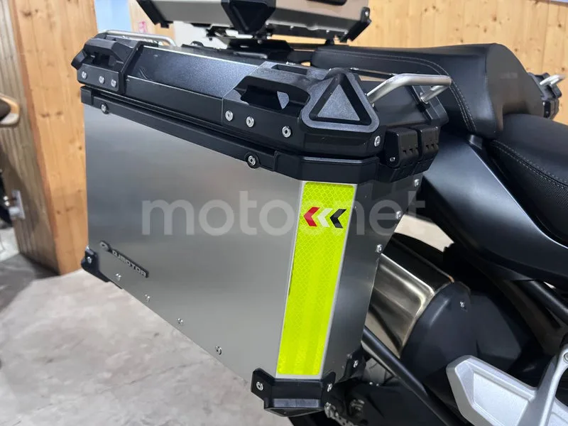 QJ Motor SRT 700 - Vista 34
