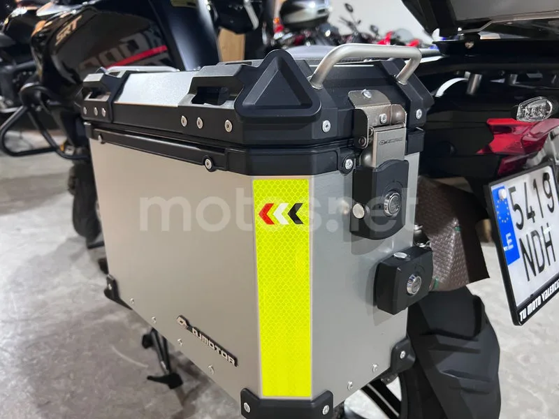 QJ Motor SRT 700 - Vista 66