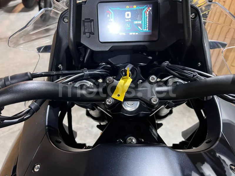 QJ Motor SRT 700 - Vista 73