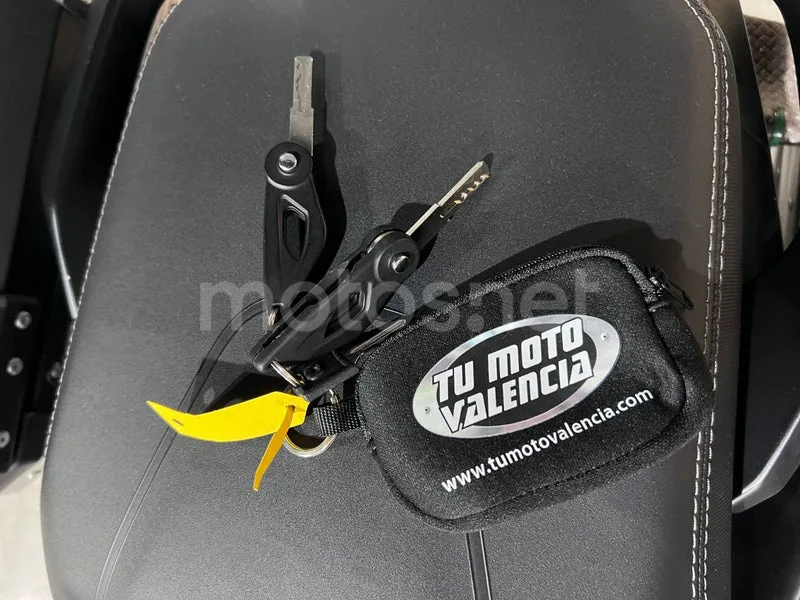 QJ Motor SRT 700 - Vista 75