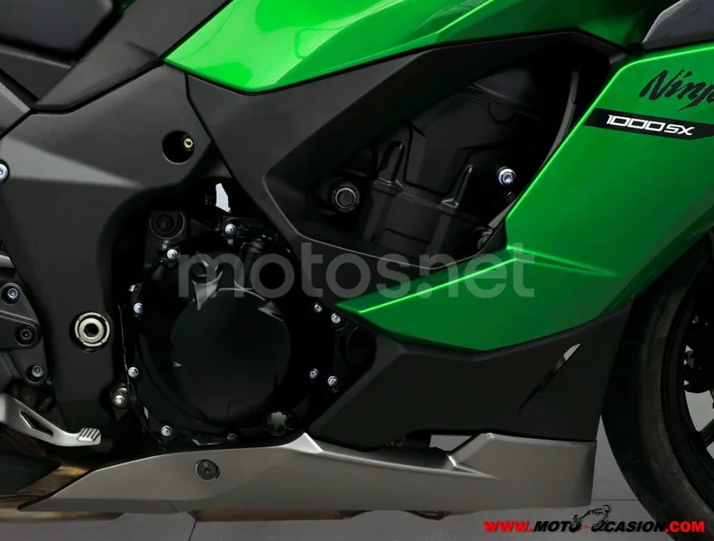 Kawasaki Ninja 1000SX - Vista 5