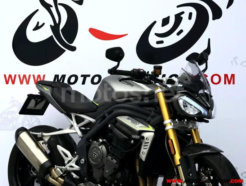 Triumph Speed Triple - Vista 4
