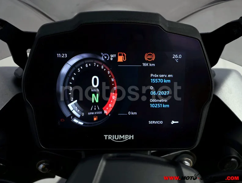 Triumph Speed Triple - Vista 6