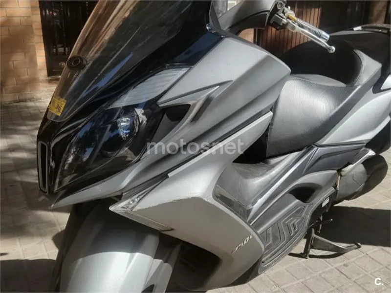 Kymco Super Dink 350 - Vista 6