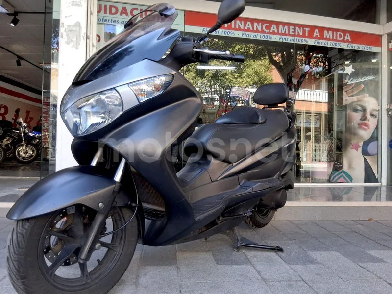 Suzuki Burgman 200 - Vista 3