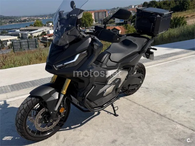 Honda X-ADV - Vista 4