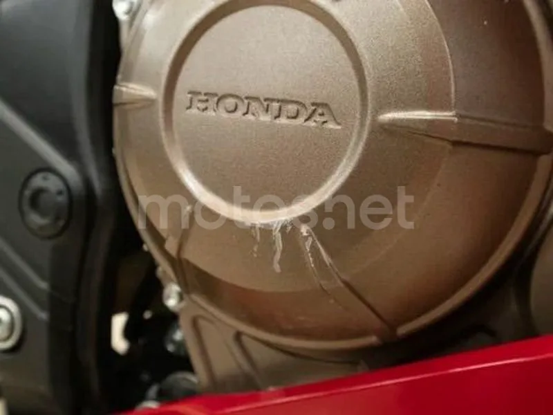 Honda CBR500R - Vista 18