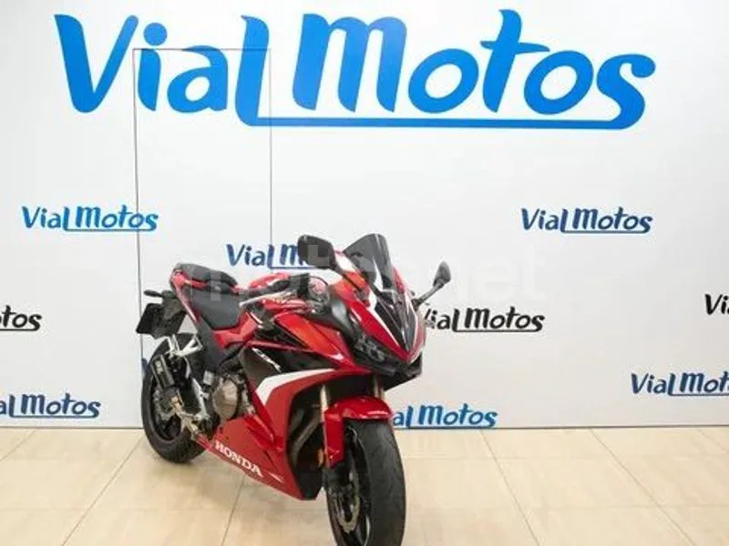 Honda CBR500R - Vista 3
