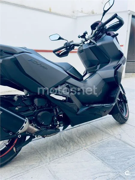 Honda ADV350 - Vista 3