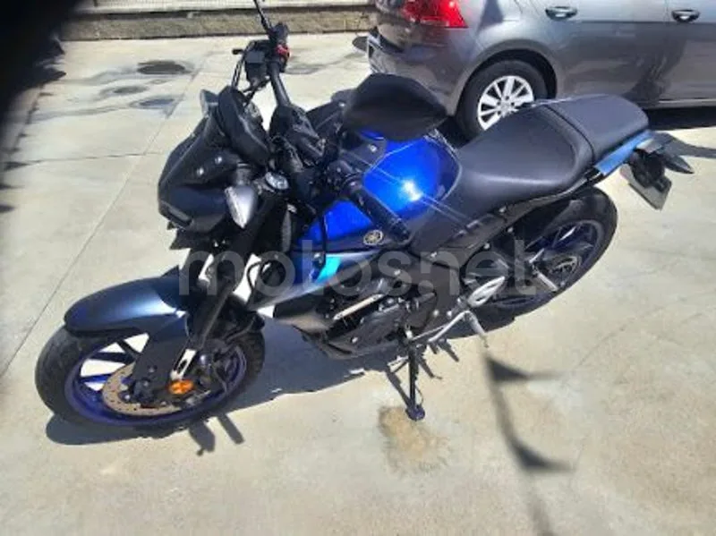 Yamaha MT-125 - Vista 7