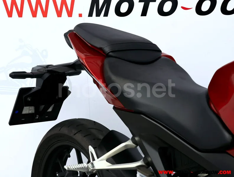 Honda CB125R - Vista 11