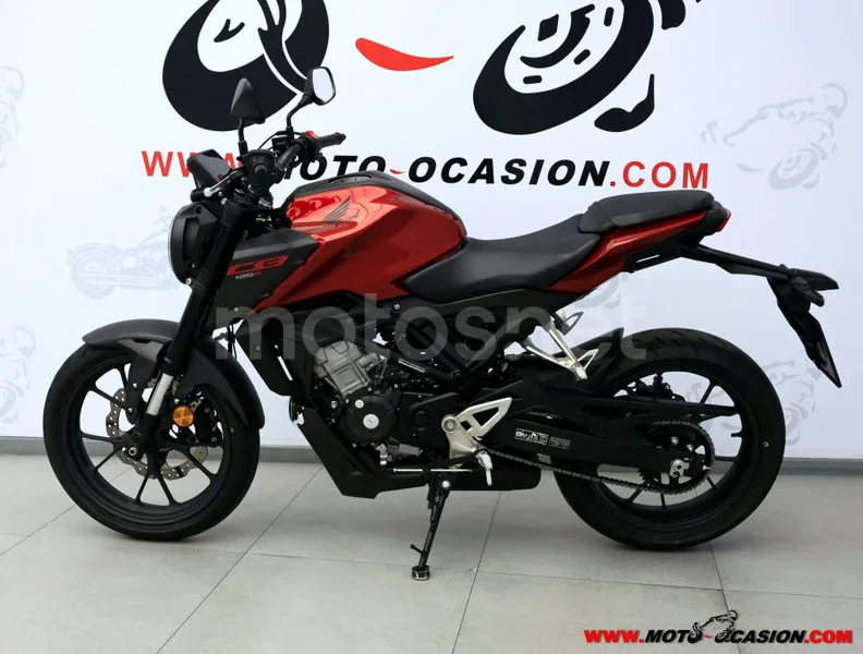 Honda CB125R - Vista 7