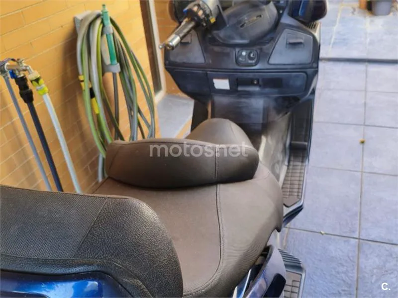 Suzuki Burgman 650 Executive 1500 € 2006 Sevilla - 2