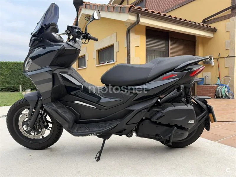 Aprilia SR GT 125 2900 € 2025 Cantabria - 1