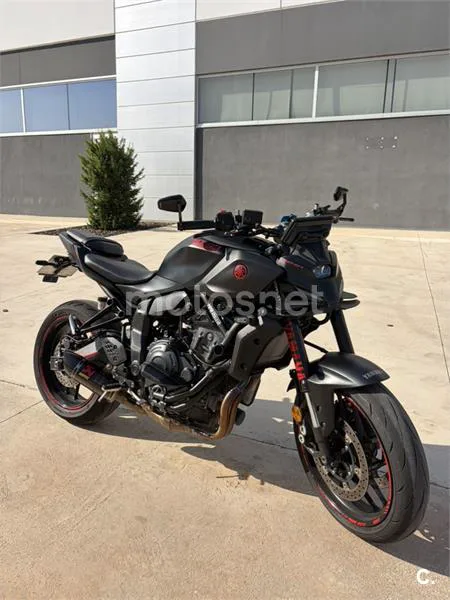 Yamaha MT-07 - Vista 4