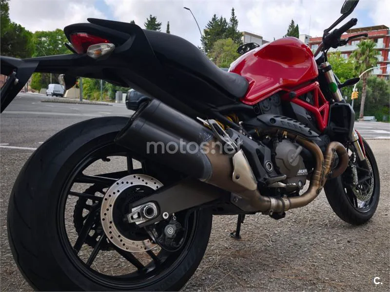 Ducati Monster 821 - Vista 5