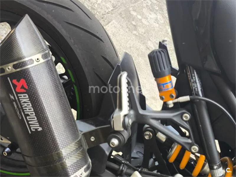 Kawasaki Z900 - Vista 3