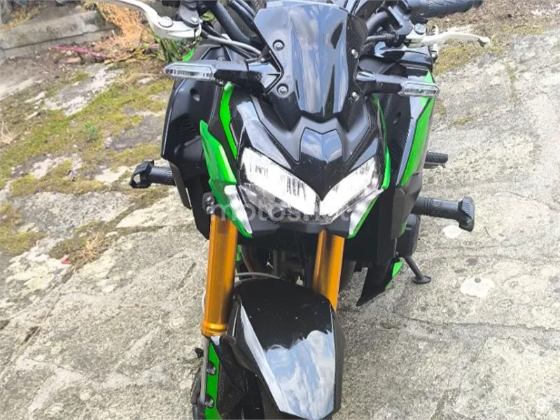Kawasaki Z900 - Vista 5