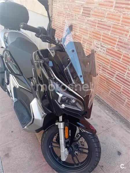 QJ Motor ATR 125 - Vista 3