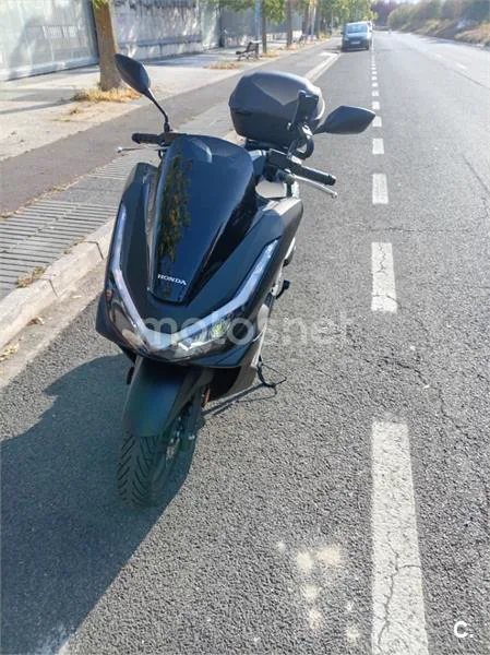 Honda PCX125 - Vista 4