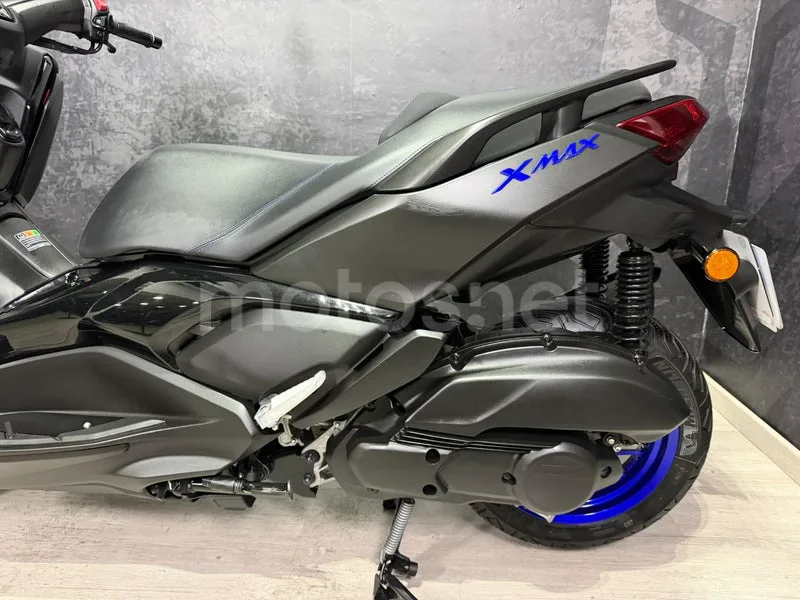 Yamaha XMAX 125 - Vista 13
