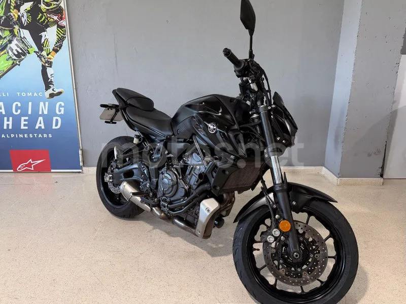 Yamaha MT-07 - Vista 6