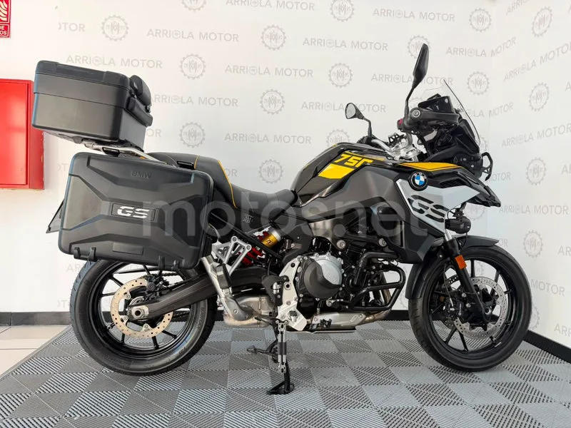 BMW F 750 GS - Vista 7