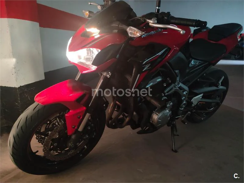 Kawasaki Z900 - Vista 6