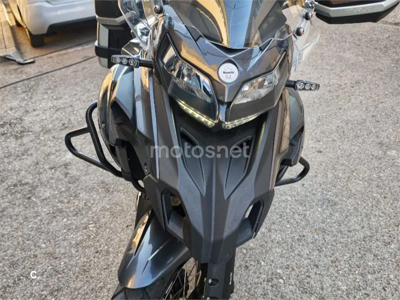 Benelli TRK 502 - Vista 5