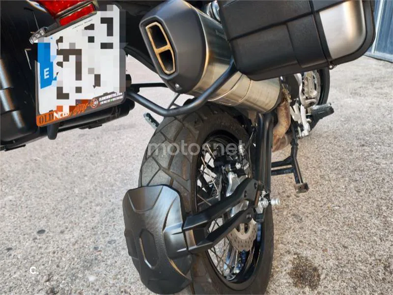 Benelli TRK 502 - Vista 9