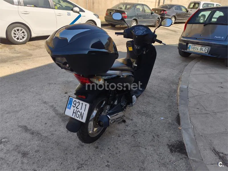 Honda SH125i - Vista 5
