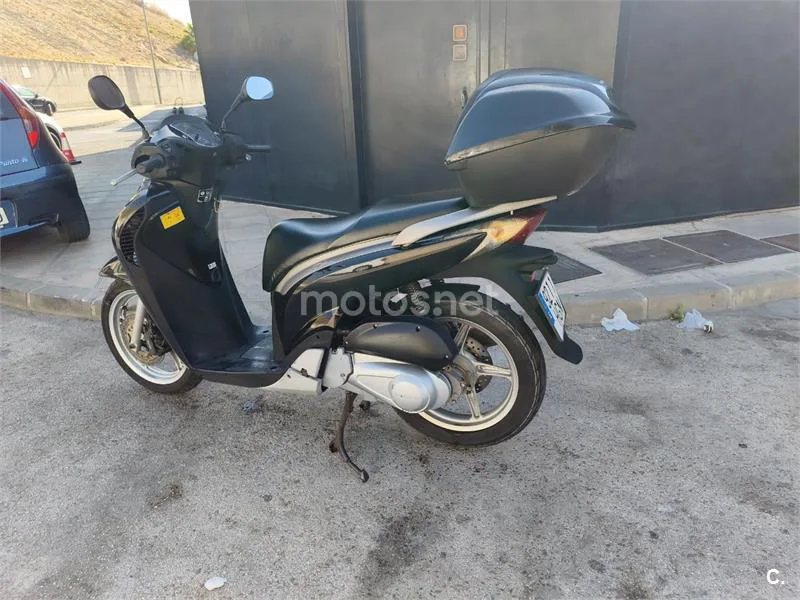 Honda SH125i - Vista 8