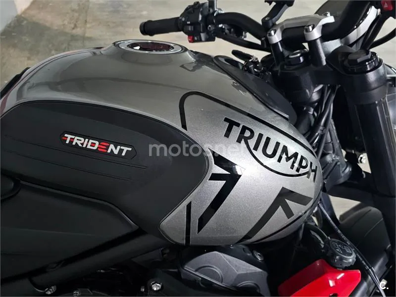 Triumph Trident 660 - Vista 8