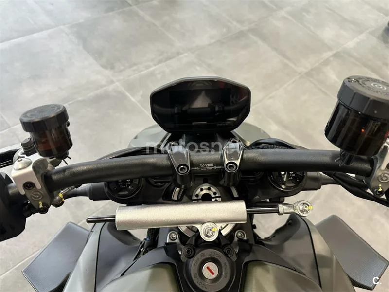Ducati Streetfighter V2 - Vista 6