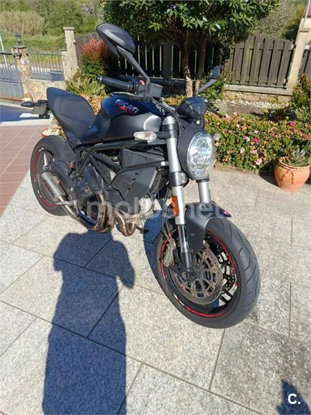 Ducati Monster 797 - Vista 3