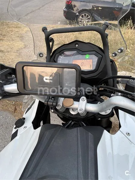 Benelli TRK 502 - Vista 5
