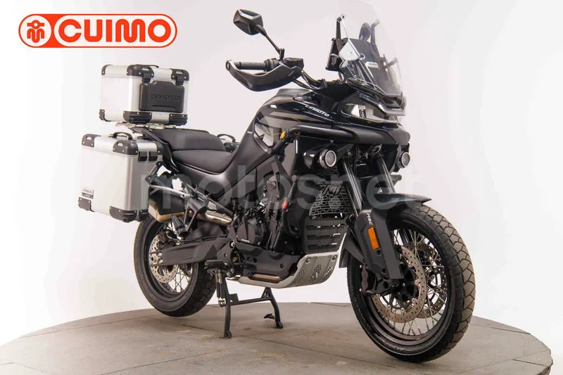 CFMOTO 800MT 8499 € 2024 Madrid - 1