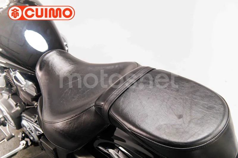 Yamaha XVS1300A Midnight Star - Vista 41