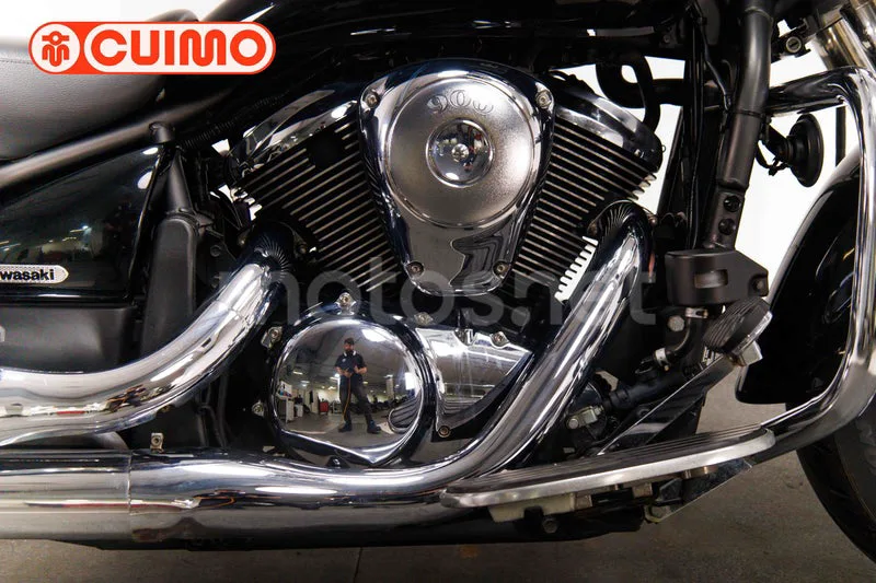 Kawasaki VN900 Classic - Vista 13