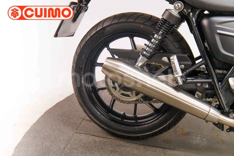 Triumph Street Twin - Vista 16