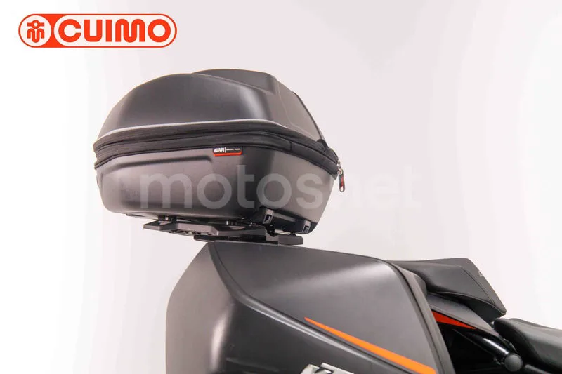 KTM 1290 Super Duke GT - Vista 17