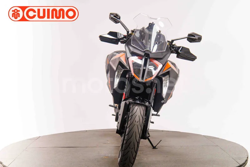 KTM 1290 Super Duke GT - Vista 10