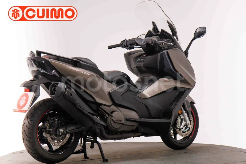 Kymco AK 550 - Vista 4