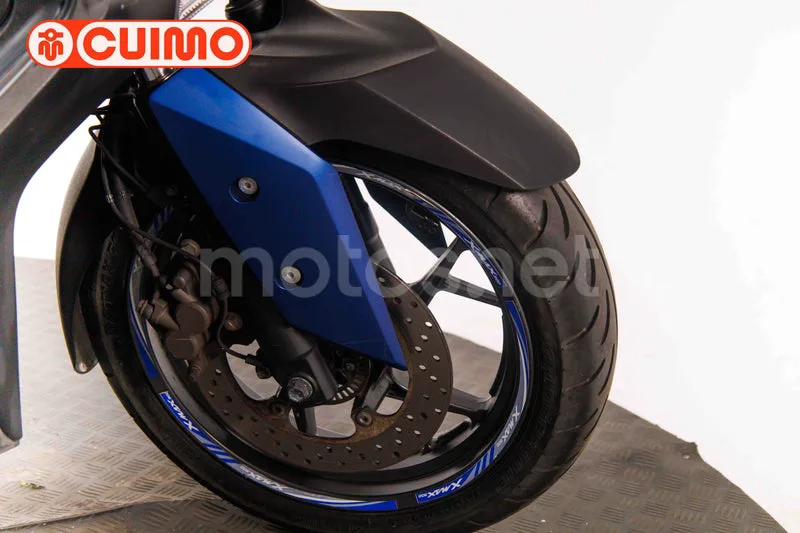 Yamaha XMAX 300 - Vista 14